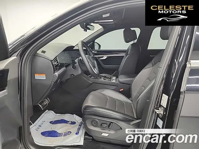 VOLKSWAGEN 33.0 TDI R-Line 2020 — photo 11 sur 24