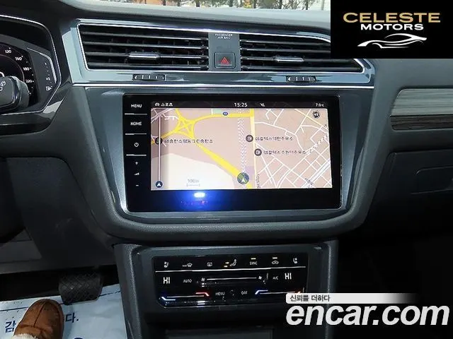 VOLKSWAGEN 2.0 TSI 2023 — photo 12 sur 26