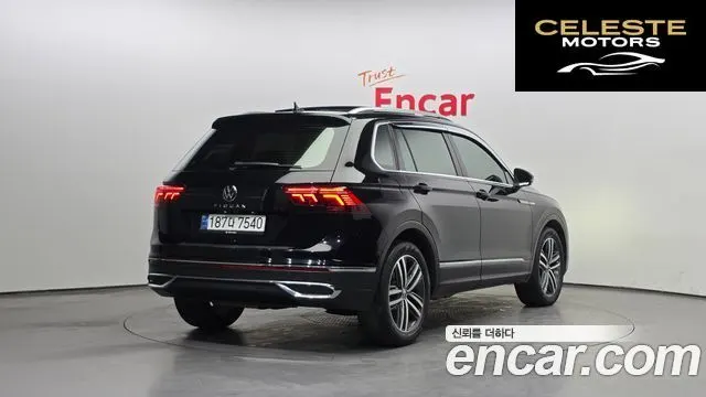VOLKSWAGEN 22.0 TDI 2023 — photo 2 sur 20