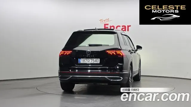 VOLKSWAGEN 22.0 TDI 2023 — photo 4 sur 20