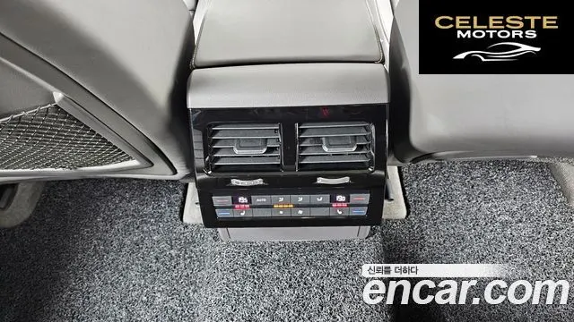 VOLKSWAGEN 33.0 TDI 2021 — photo 18 sur 20