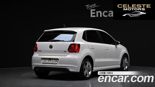 VOLKSWAGEN 1.6 TDI R-Line 2014 — photo 2 sur 20