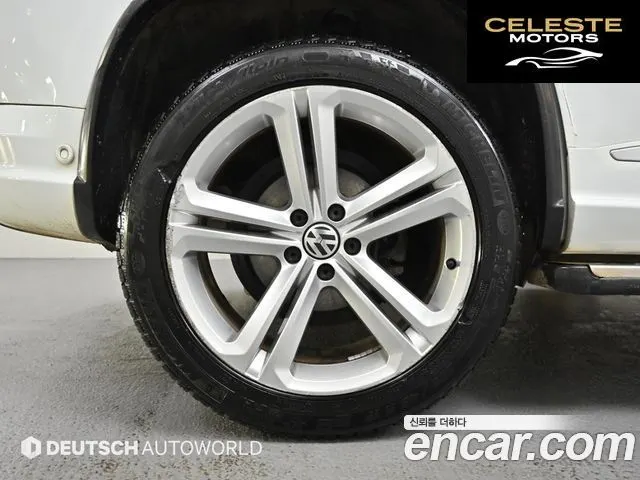 VOLKSWAGEN 2.0 TDI R-Line 2014 — photo 5 sur 26