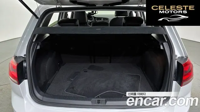 VOLKSWAGEN 72.0 TDI Premium 2015 — photo 20 sur 20