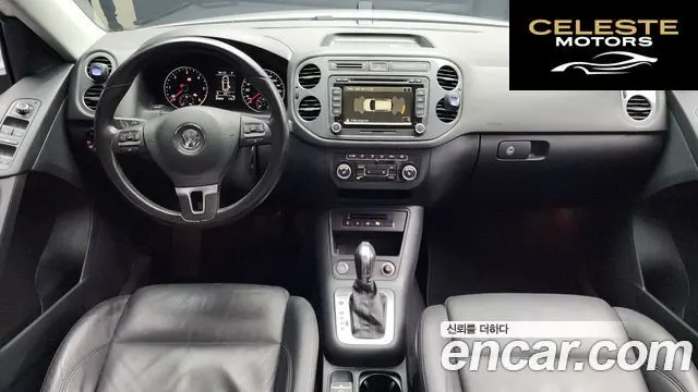 VOLKSWAGEN 2.0 TDI Premium 2013 — photo 7 sur 20