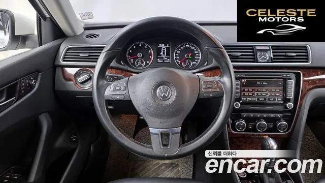 VOLKSWAGEN 2.5 2013 — photo 13 sur 20