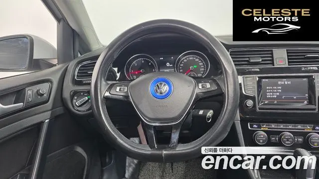 VOLKSWAGEN 72.0 TDI 2015 — photo 15 sur 26