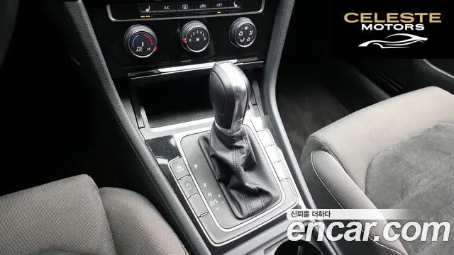 VOLKSWAGEN 71.6 TDI 2014 — photo 9 sur 20