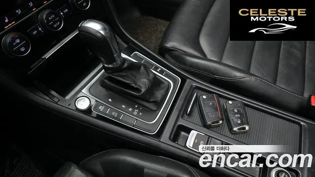 VOLKSWAGEN 71.4 TSI Premium 2014 — photo 9 sur 20