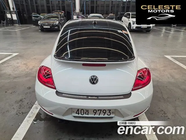 VOLKSWAGEN 2.0 TDI Premium 2014 — photo 4 sur 22