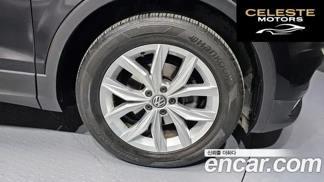 VOLKSWAGEN 22.0 TDI Premium 2018 — photo 5 sur 26