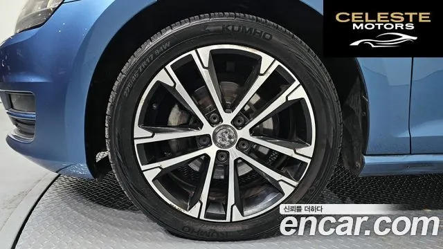 VOLKSWAGEN 72.0 TDI Premium 2014 — photo 5 sur 26