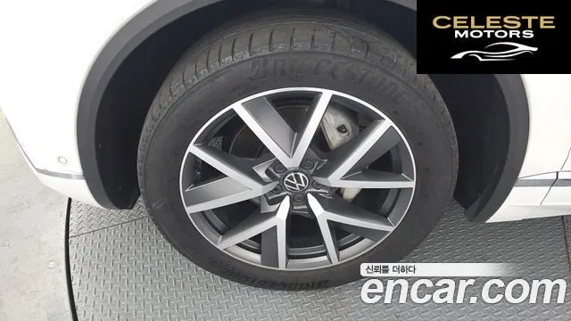 VOLKSWAGEN 33.0 TDI 2023 — photo 5 sur 20