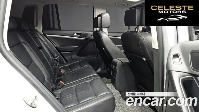 VOLKSWAGEN 2.0 TDI Premium 2014 — photo 11 sur 20