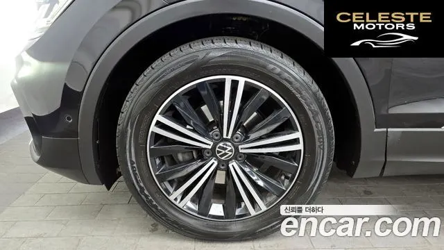 VOLKSWAGEN 22.0 TDI Premium 2022 — photo 5 sur 26
