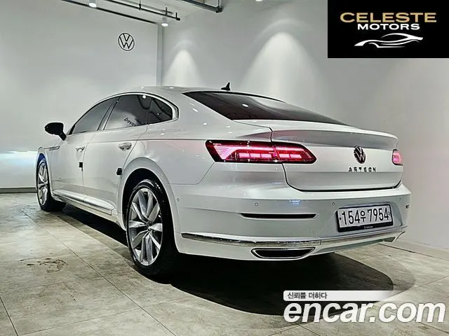 VOLKSWAGEN 2.0 TDI 2023 — photo 2 sur 26