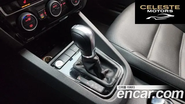 VOLKSWAGEN 2.0 TDI Premium 2015 — photo 9 sur 20