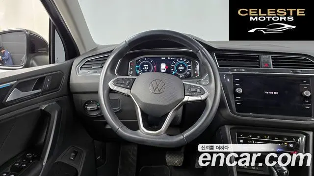 VOLKSWAGEN 22.0 TDI Premium 2022 — photo 13 sur 26