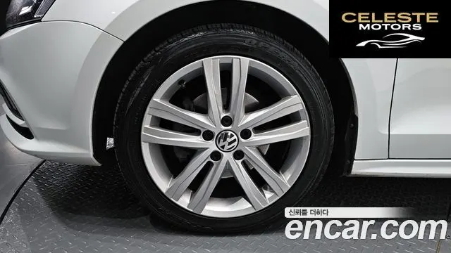 VOLKSWAGEN 2.0 TDI Premium 2016 — photo 5 sur 20