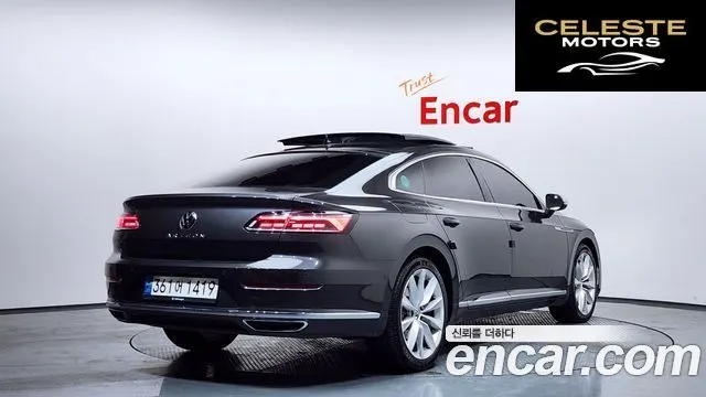 VOLKSWAGEN 2.0 TDI 2023 — photo 2 sur 20