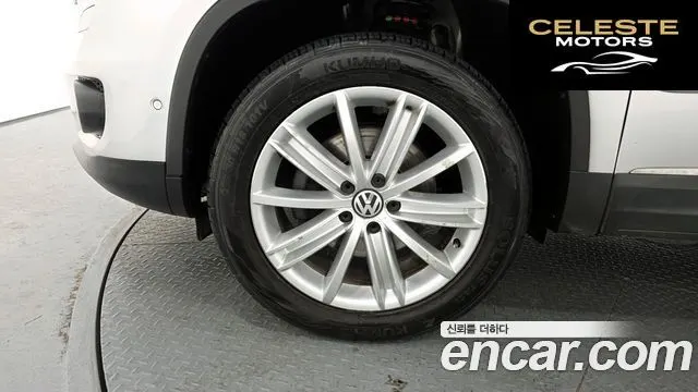 VOLKSWAGEN 2.0 TDI Premium 2014 — photo 5 sur 20