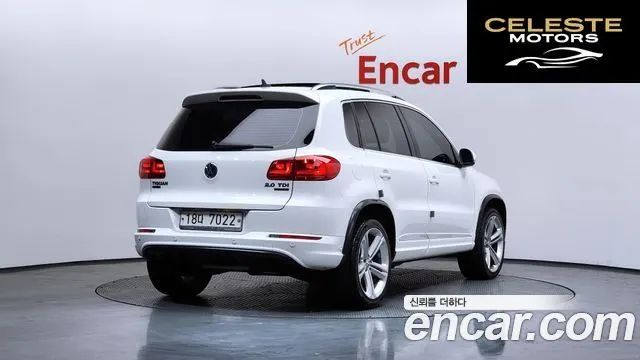 VOLKSWAGEN 2.0 TDI R-Line 2013 — photo 2 sur 20