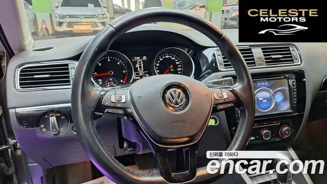 VOLKSWAGEN 2.0 TDI 2015 — photo 13 sur 26