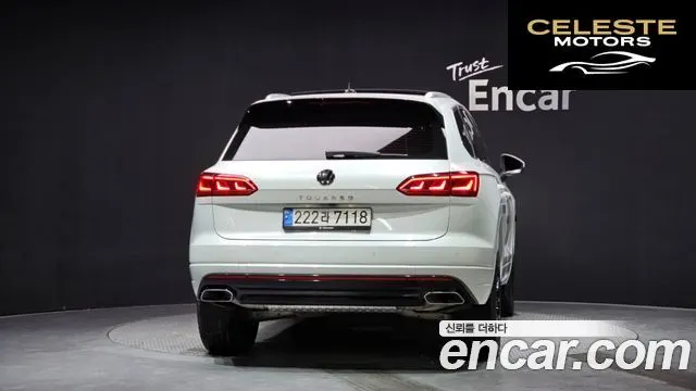 VOLKSWAGEN 33.0 TDI R-Line 2023 — photo 4 sur 20