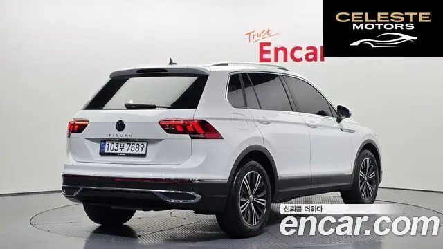 VOLKSWAGEN 22.0 TDI Premium 2023 — photo 2 sur 20