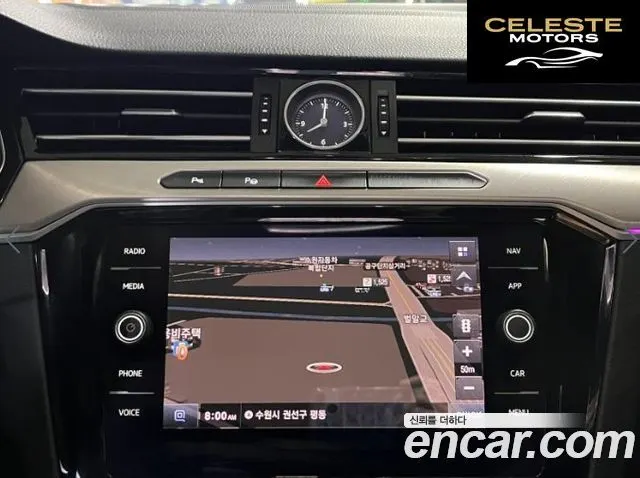 VOLKSWAGEN 2.0 TDI Premium 2018 — photo 8 sur 24