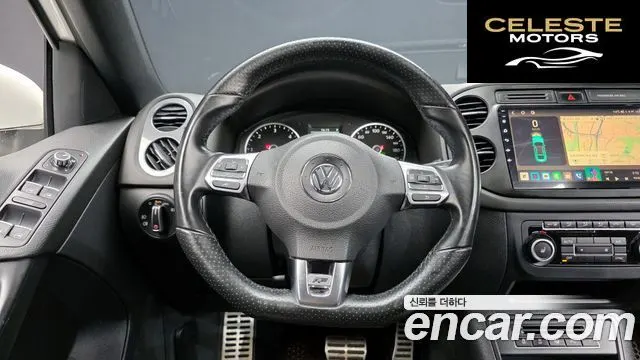 VOLKSWAGEN 2.0 TDI R-Line 2013 — photo 13 sur 20