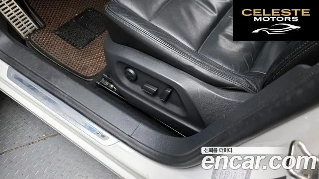 VOLKSWAGEN 2.0 TDI R-Line 2013 — photo 18 sur 20