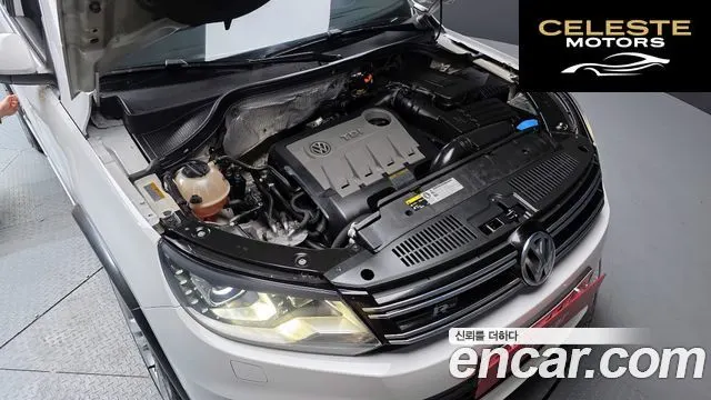 VOLKSWAGEN 2.0 TDI R-Line 2013 — photo 6 sur 20