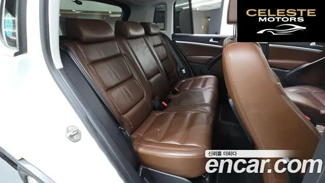 VOLKSWAGEN 2.0 TDI Premium 2015 — photo 12 sur 20