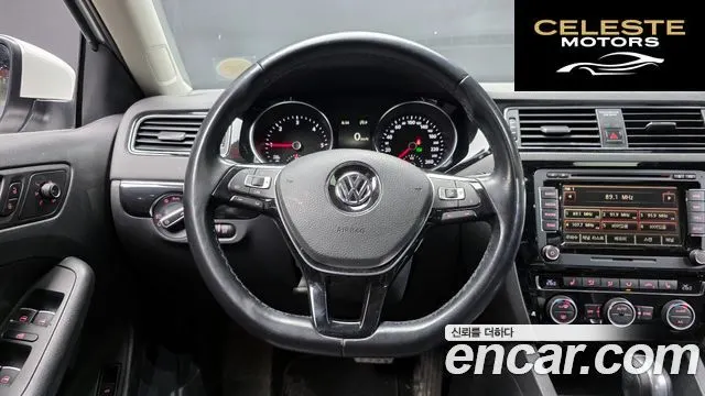 VOLKSWAGEN 2.0 TDI Premium 2016 — photo 13 sur 20