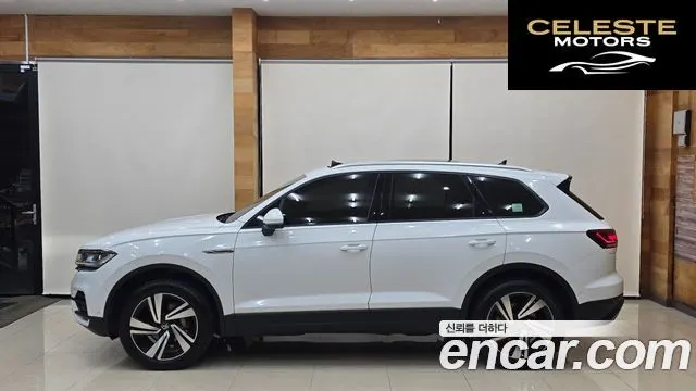 VOLKSWAGEN 33.0 TDI Premium 2021 — photo 5 sur 26