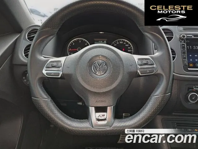 VOLKSWAGEN 2.0 TDI R-Line 2013 — photo 16 sur 26
