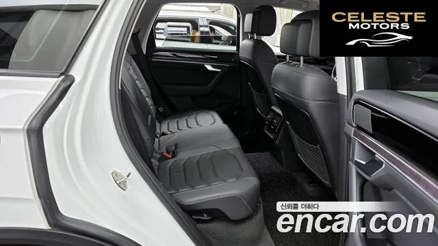 VOLKSWAGEN 33.0 TDI Premium 2023 — photo 12 sur 20