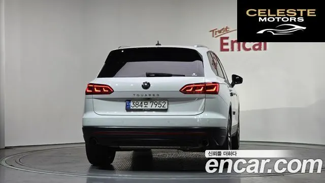 VOLKSWAGEN 33.0 TDI Premium 2023 — photo 4 sur 20