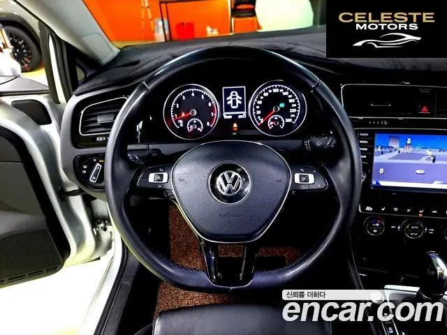 VOLKSWAGEN 71.4 TSI Premium 2014 — photo 11 sur 26