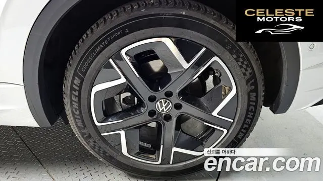 VOLKSWAGEN 33.0 TDI 2024 — photo 4 sur 20
