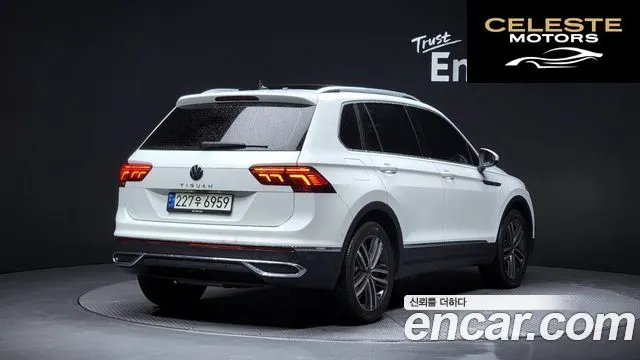 VOLKSWAGEN 22.0 TDI 2023 — photo 2 sur 20
