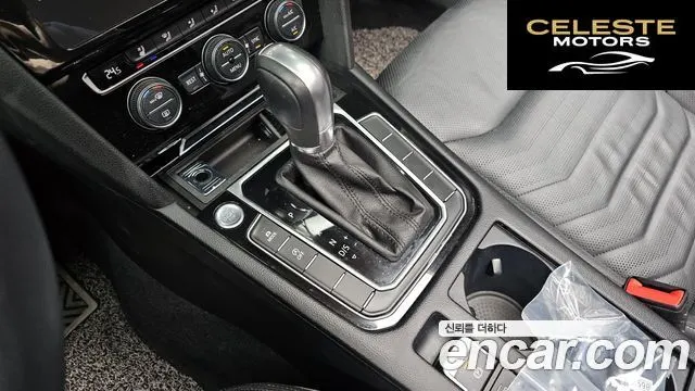 VOLKSWAGEN 2.0 TDI Premium 2019 — photo 9 sur 20