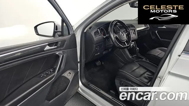 VOLKSWAGEN 22.0 TDI Premium 2020 — photo 11 sur 20