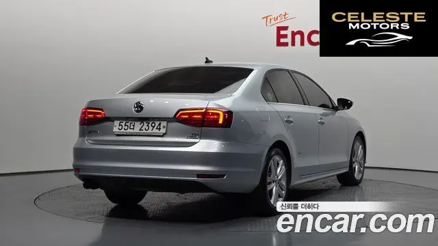 VOLKSWAGEN 2.0 TDI Premium 2015 — photo 2 sur 20