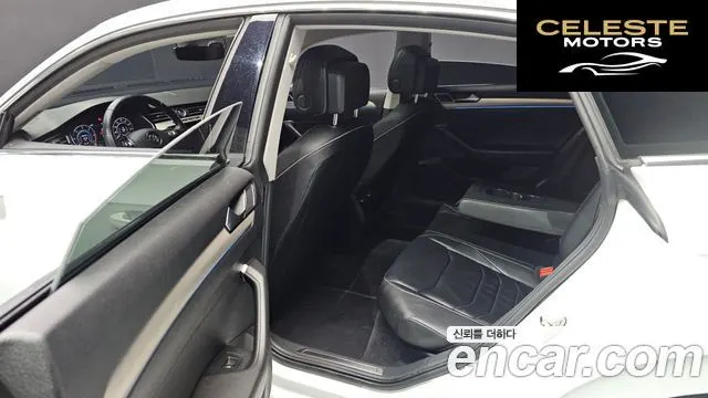 VOLKSWAGEN 2.0 TDI Premium 2019 — photo 13 sur 20