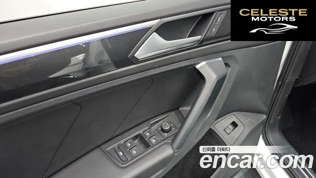 VOLKSWAGEN 22.0 TDI Premium 2023 — photo 12 sur 26