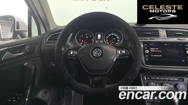 VOLKSWAGEN 22.0 TDI Premium 2018 — photo 13 sur 20