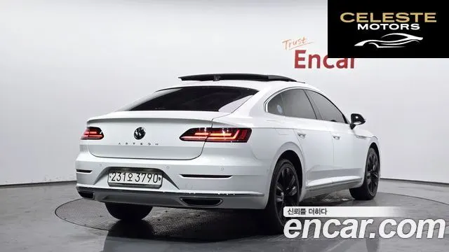 VOLKSWAGEN 2.0 TDI 2019 — photo 2 sur 26