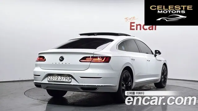 VOLKSWAGEN 2.0 TDI 2019 — photo 2 sur 26